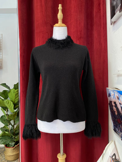 Black knitted top with fur details on collar and sleeves