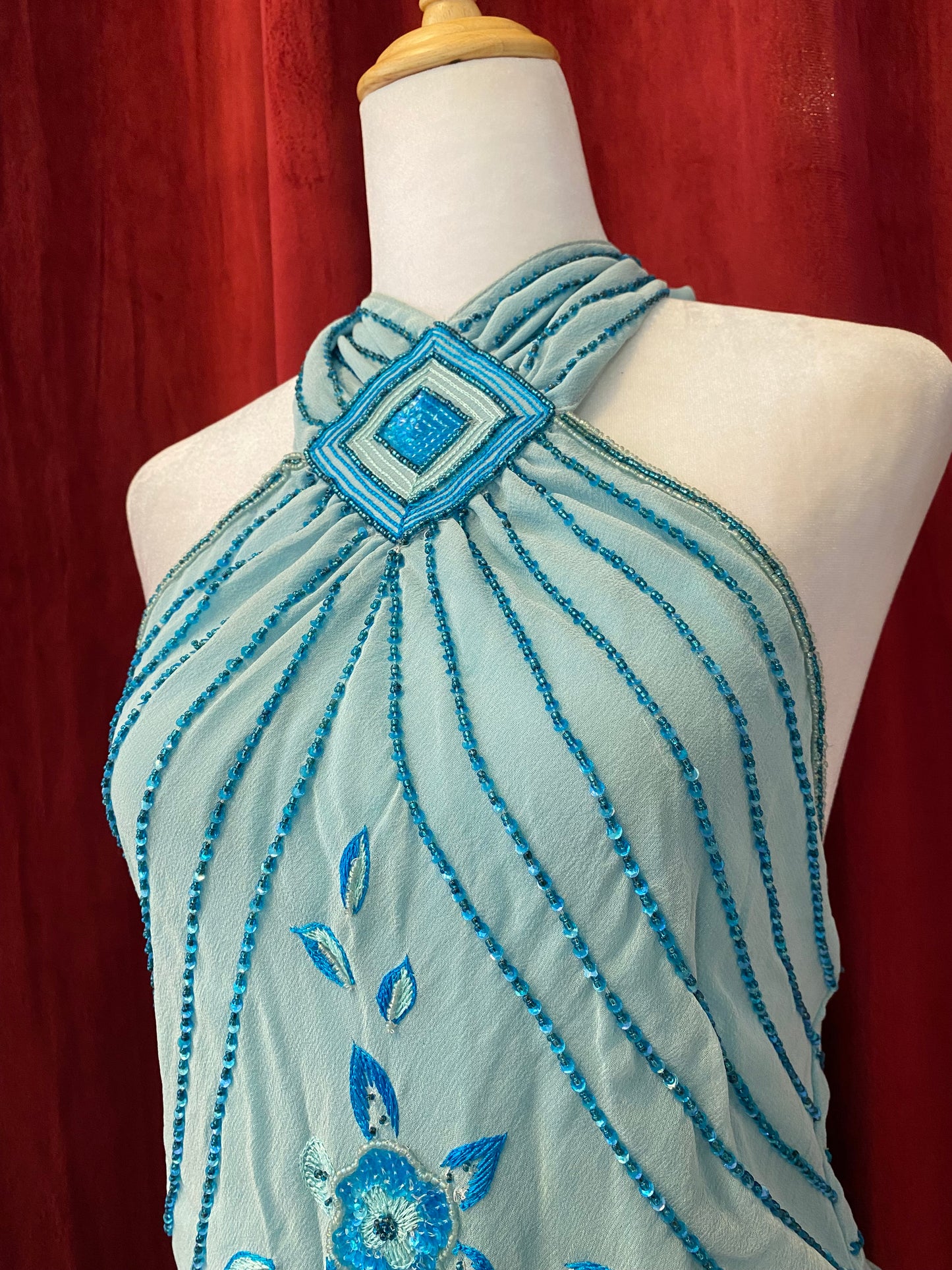 100% silk brand new baby blue open back top 🦋