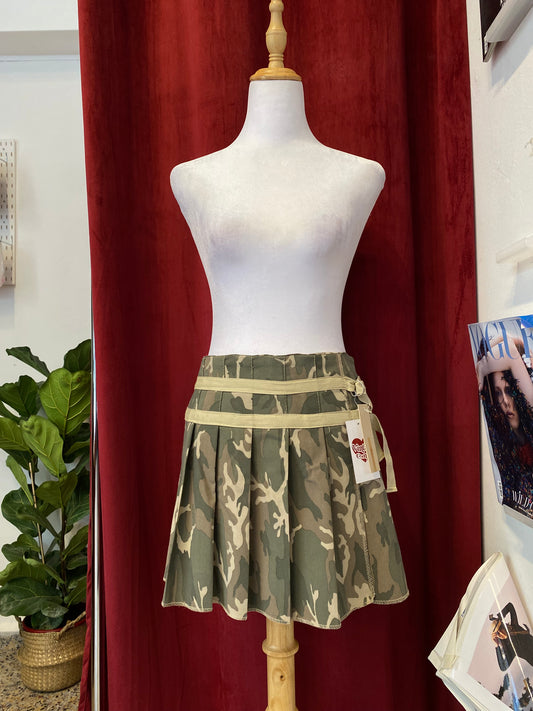 Brand new military print pleated mini skirt