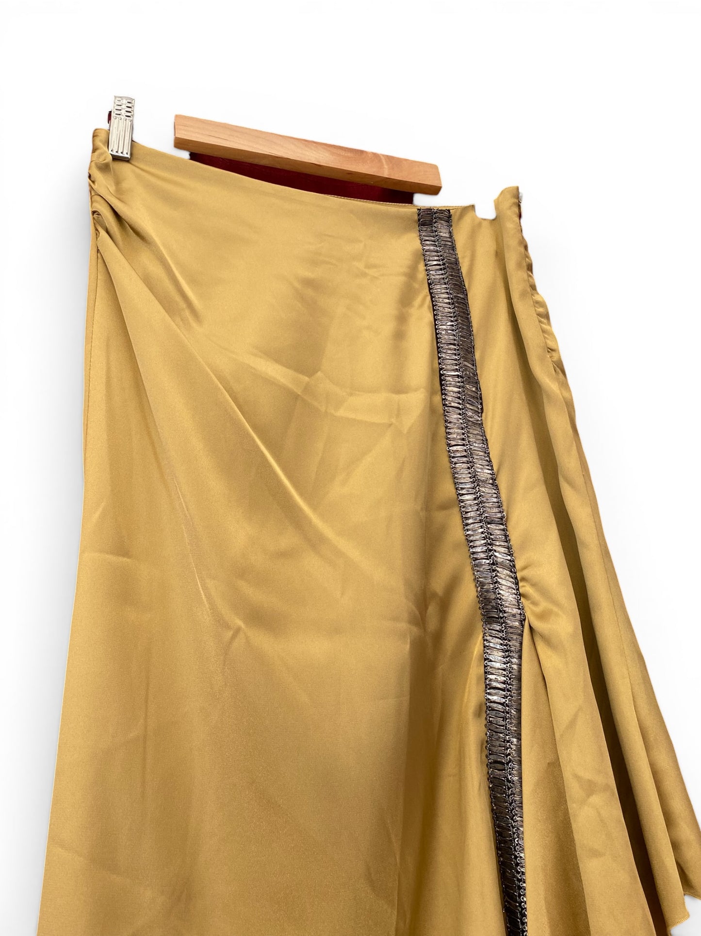 Satin gold skirt ✨